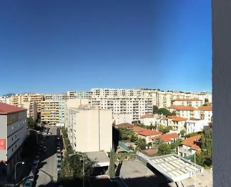 Promenade Des Anglais Проживание в семье *